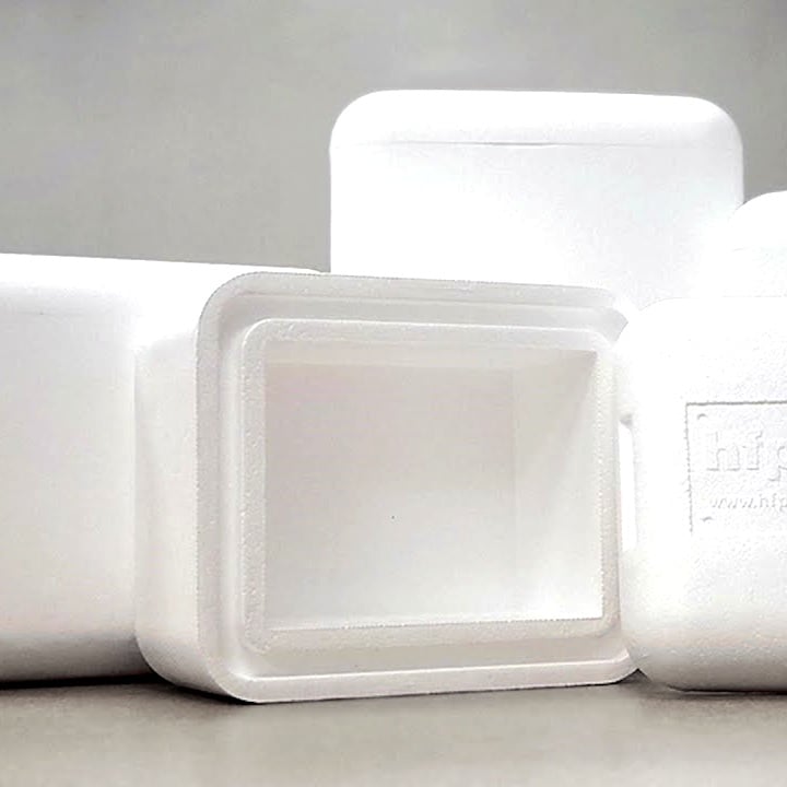 Insulated EPS shipper opened to show the moulded liner, used in Supera Fulfillment cold chain logistics
